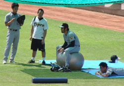 0907_004.jpg (15857 バイト)