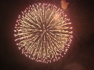 2008kurehanabi05.jpg (22925 oCg)